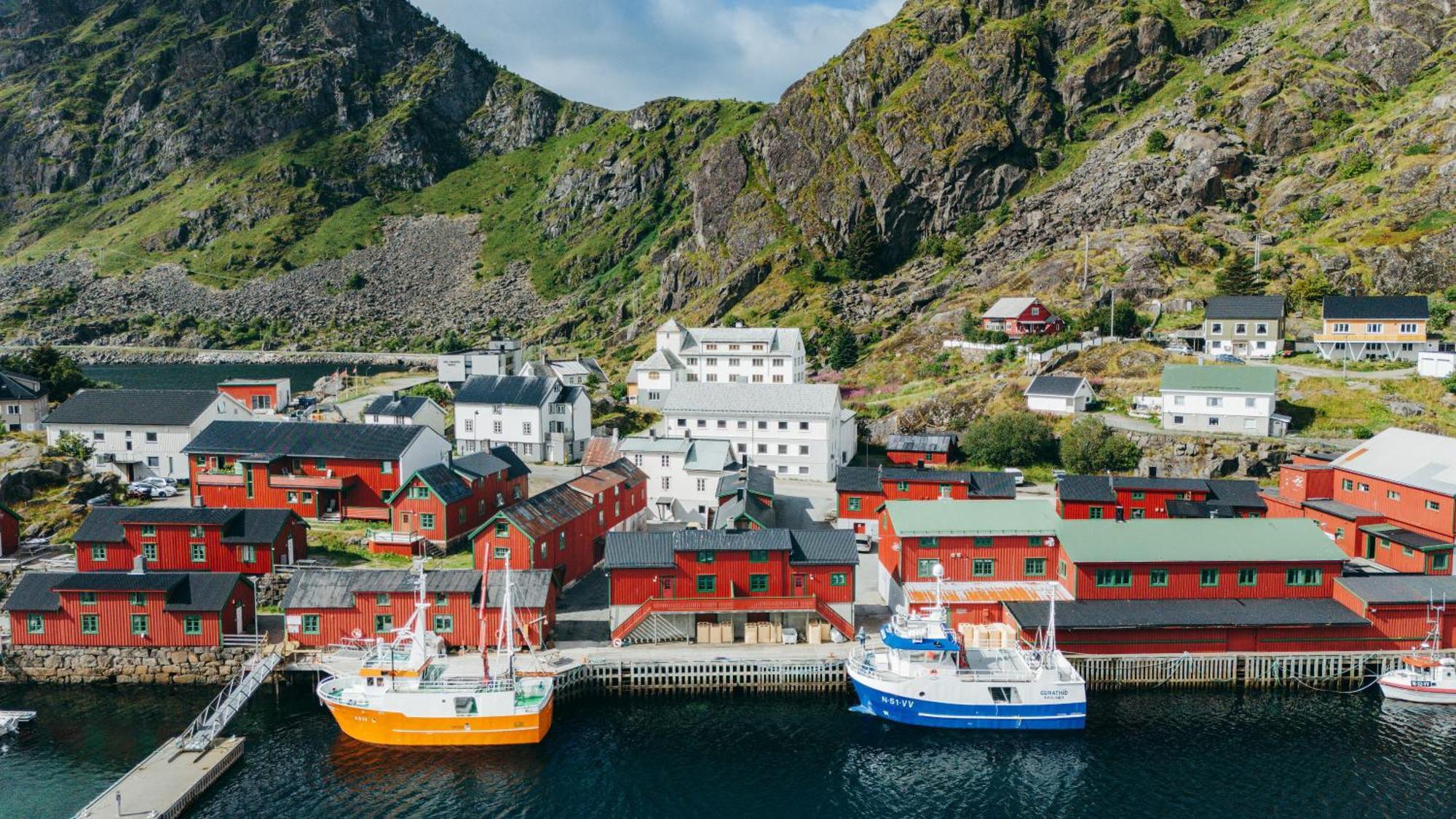 Live Lofoten Fishermen'S Cabins Stamsund Exterior photo